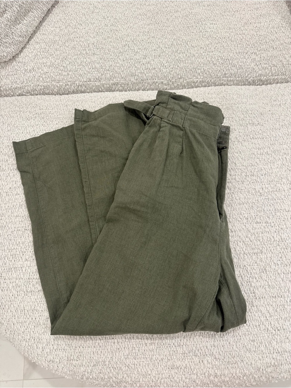 Abercrombie & Fitch High Rise Wide Leg Olive Green Pants